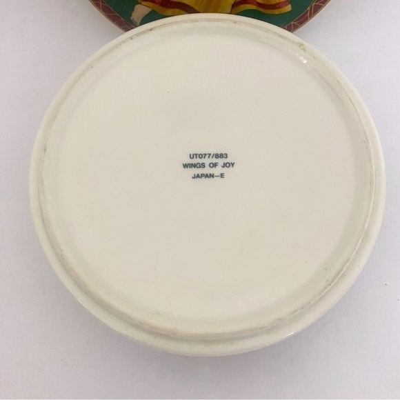 Angel Lidded Porcelain Trinket Jewelry Box - Picture 2 of 6